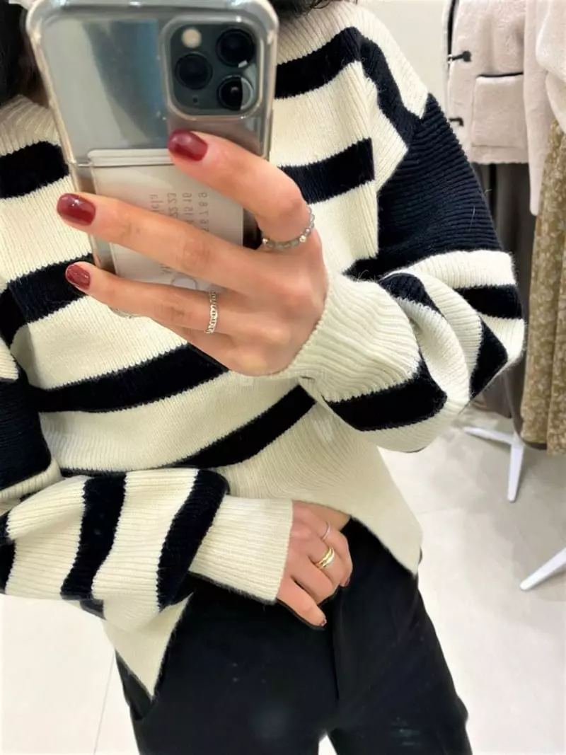 Afternoon - Korean Women Fashion - #momslook - Unbalanced Striped Knit Tee