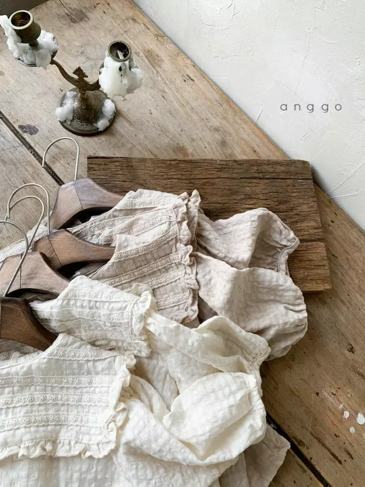 Anggo - Korean Baby Fashion - #babyootd - Bebe Cream Cheese Blouse