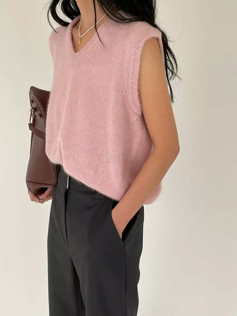 Atmosphere - Korean Women Fashion - #womensfashion - Alpha Knit Vest - 4