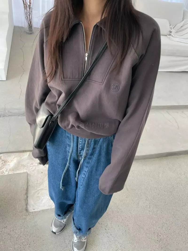 Baguette - Korean Women Fashion - #shopsmall - Collar Sweatshirt - 3