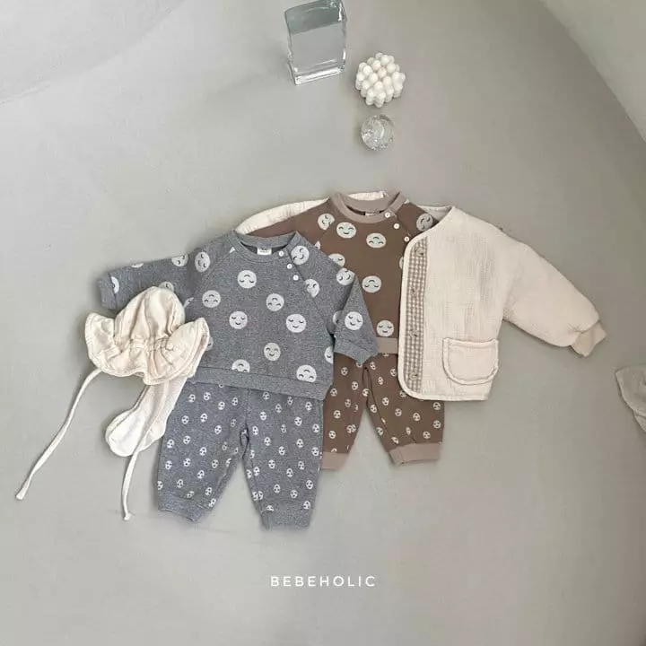 Bebe Holic - Korean Baby Fashion - #babyclothing - Smile Top Bottom Set - 2