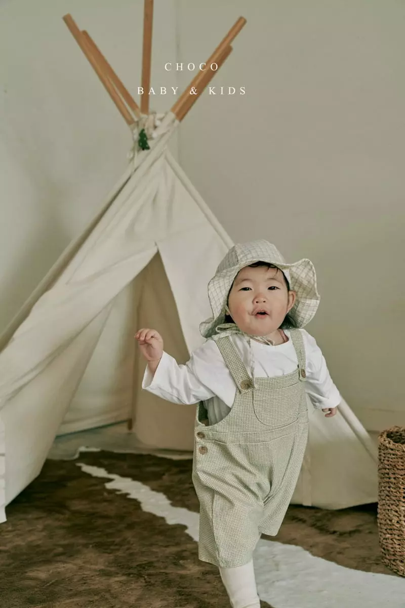 Choco bebe - Korean Baby Fashion - #onlinebabyboutique - Bebe Apple Dungarees Short Bodysuit - 2