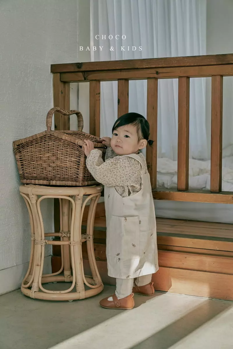 Choco bebe - Korean Children Fashion - #prettylittlegirls - Flower Embroidery Dungarees Skirt - 10