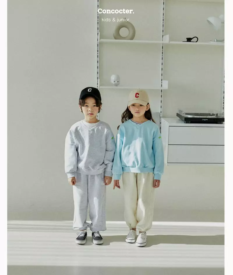 Concocter - Korean Children Fashion - #designkidswear - V Neck Label Point Sweatshirt - 2