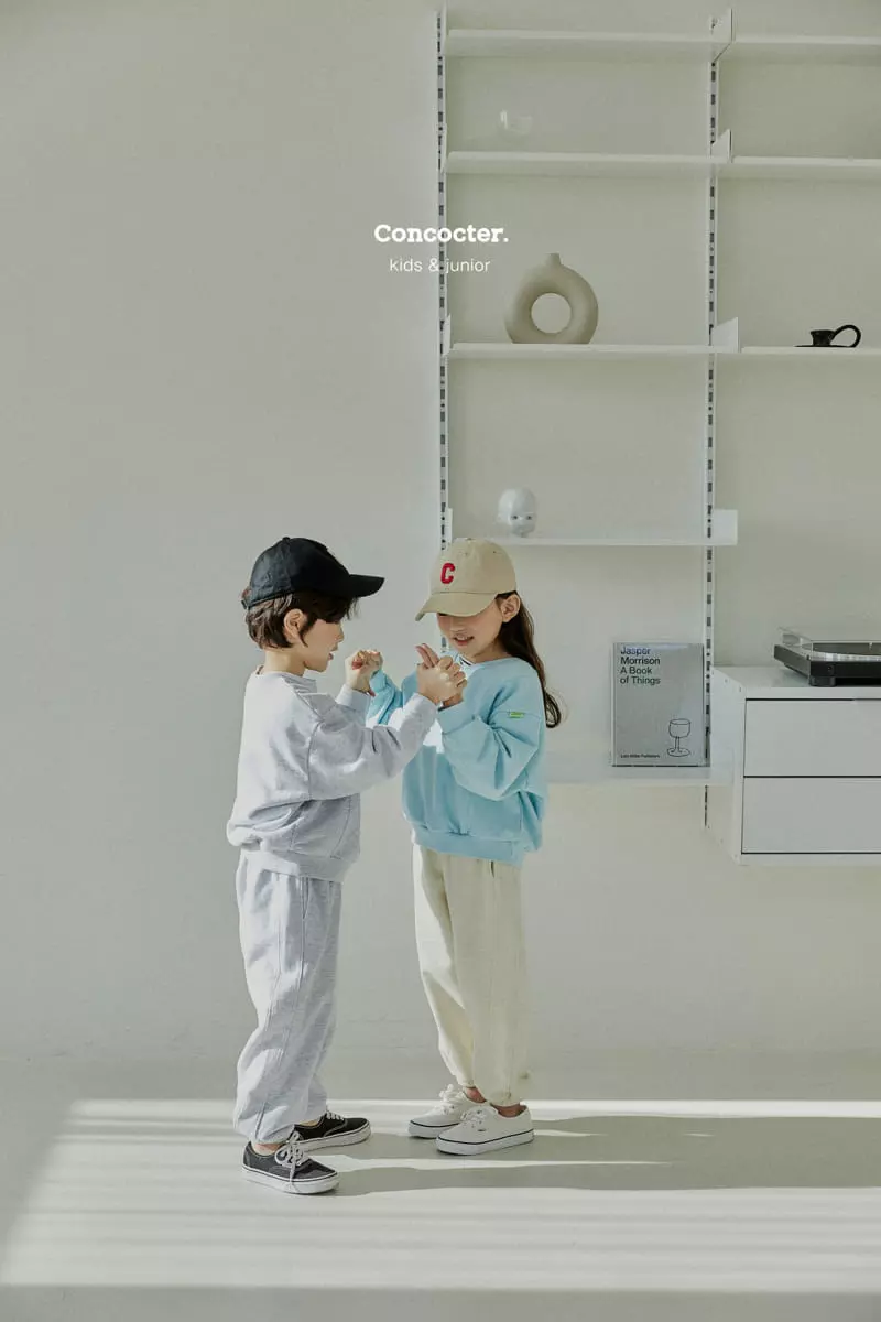 Concocter - Korean Children Fashion - #discoveringself - V Neck Label Point Sweatshirt - 4