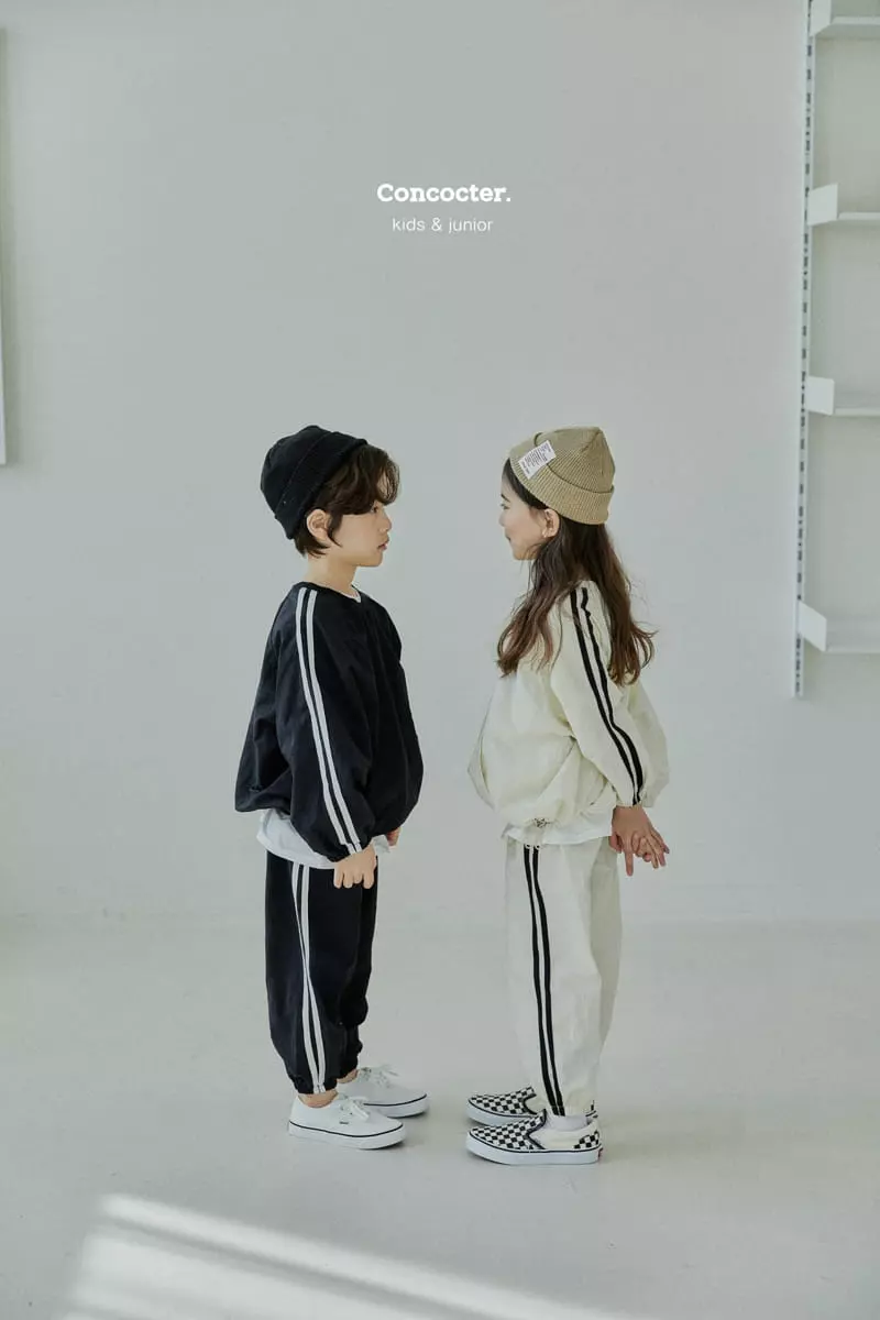 Concocter - Korean Children Fashion - #kidsshorts - Line Anorak Top Bottom Set with Mom - 11