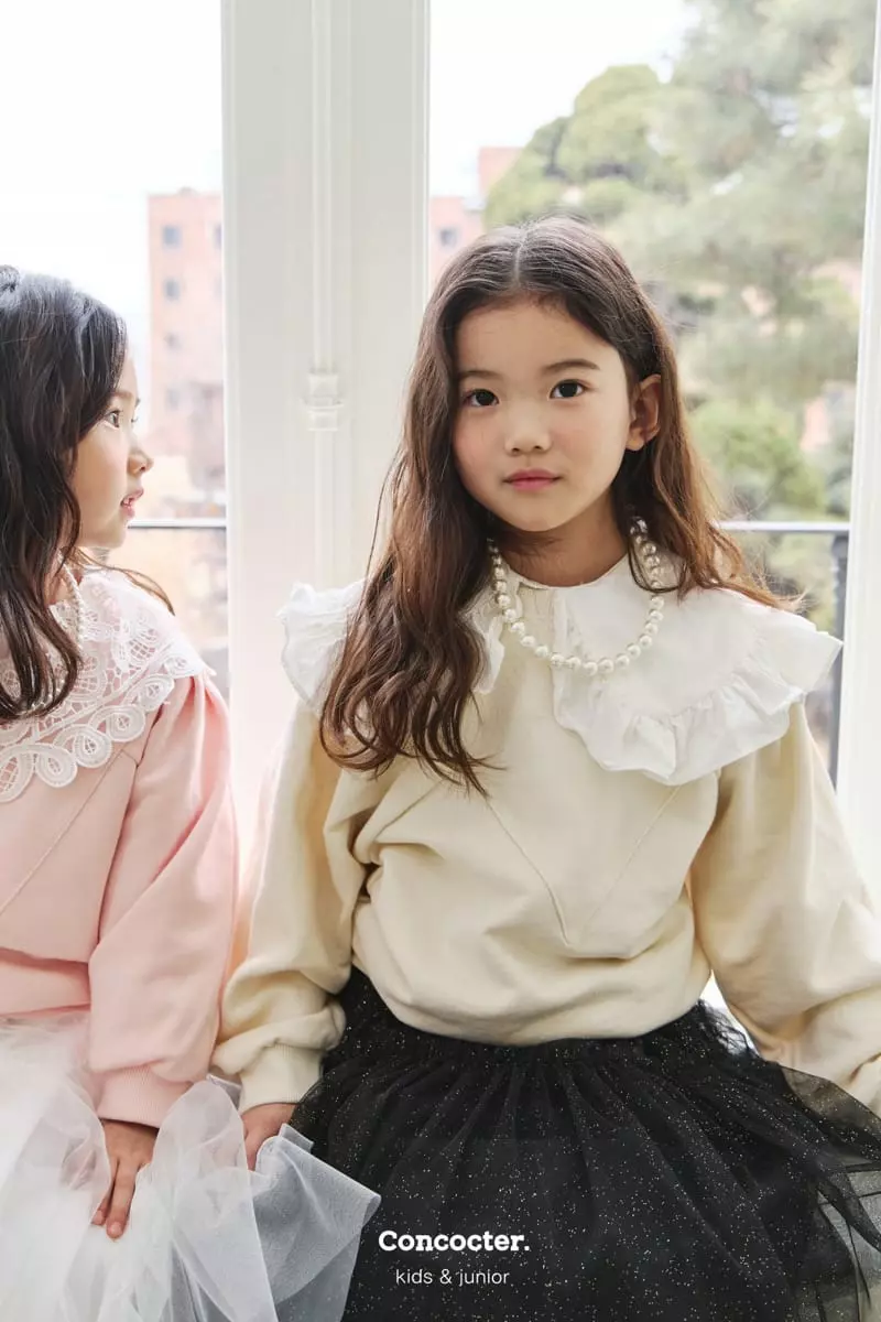 Concocter - Korean Children Fashion - #magicofchildhood - Pretty Slit Puff Sweatshirt - 2