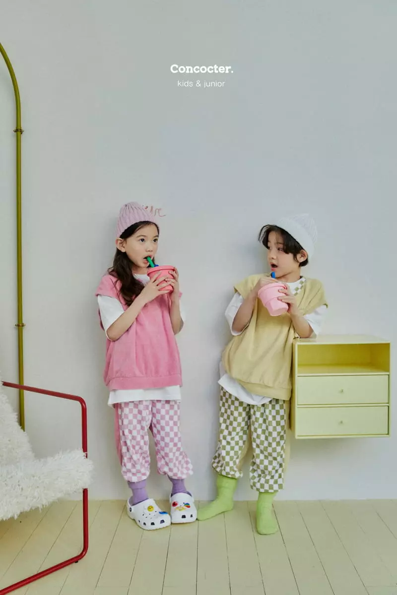 Concocter - Korean Children Fashion - #prettylittlegirls - Pint Checker Board Top Bottom Set - 2