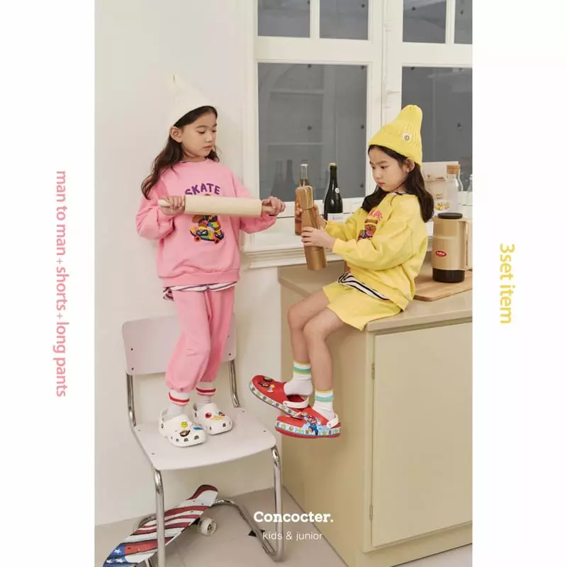 Concocter - Korean Children Fashion - #prettylittlegirls - Boader Bear Sweatshirt Shorts Pants Set - 5