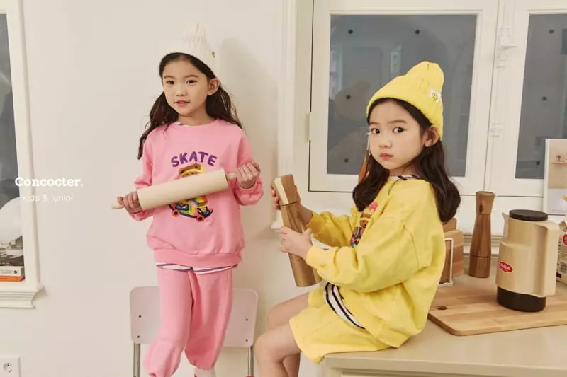 Concocter - Korean Children Fashion - #toddlerclothing - Boader Bear Sweatshirt Shorts Pants Set - 7