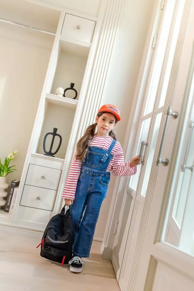 Dore Dore - Korean Children Fashion - #toddlerclothing - Falling Dungarees Jeans - 5