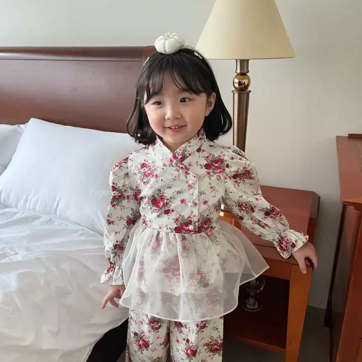 Eugenie Candies - Korean Children Fashion - #Kfashion4kids - Flower Top Bottom Set - 8