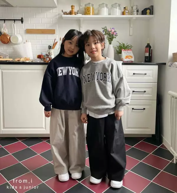 From I - Korean Children Fashion - #discoveringself - New York Sweatshirt - 10