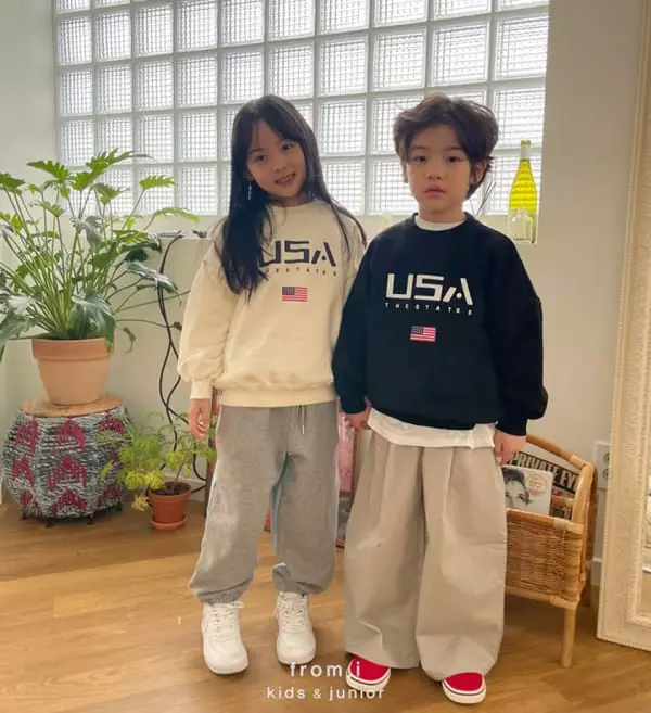From I - Korean Children Fashion - #prettylittlegirls - USA Sweatshirt - 4