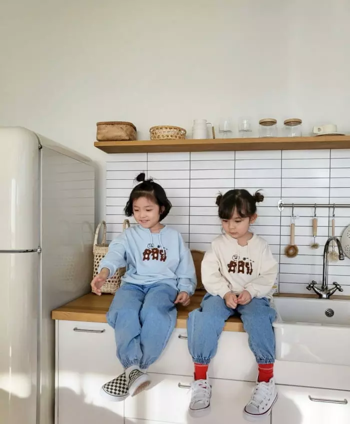 Garden - Korean Children Fashion - #designkidswear - Bear Embroidery Sweatshirt
