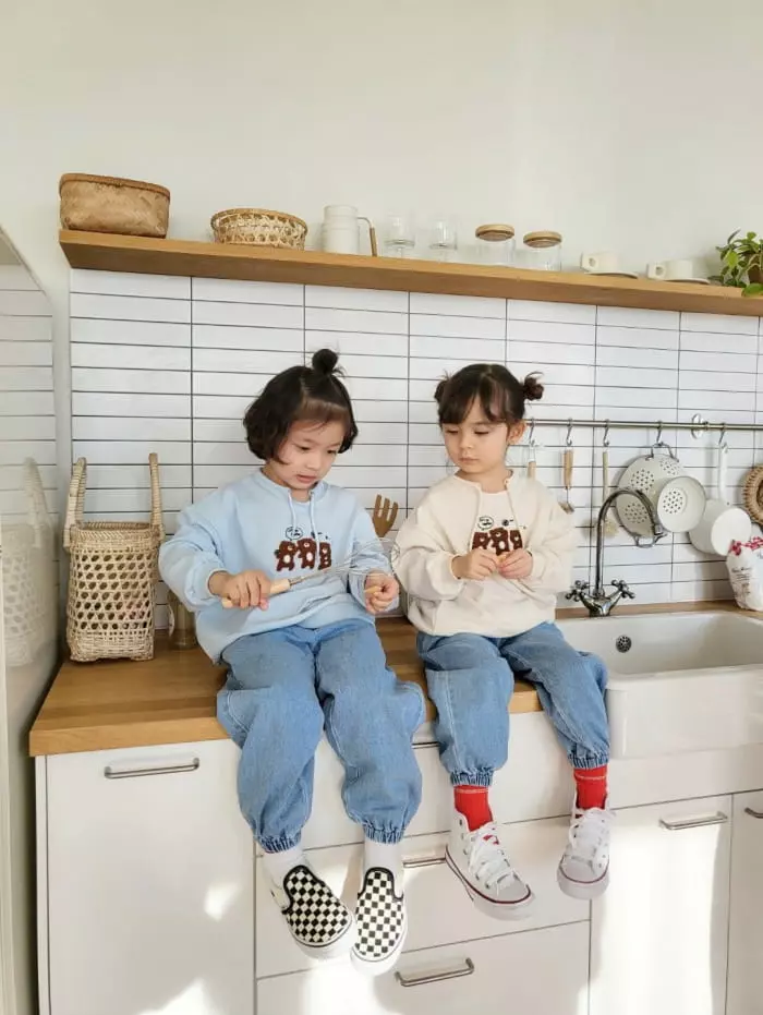 Garden - Korean Children Fashion - #discoveringself - Bear Embroidery Sweatshirt - 2