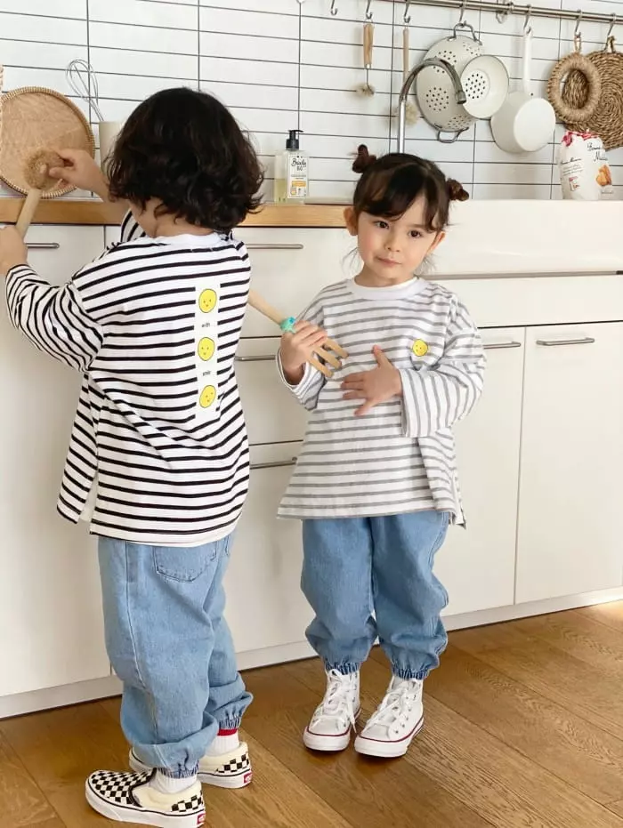 Garden - Korean Children Fashion - #kidsshorts - Stripes Smile Tee - 2