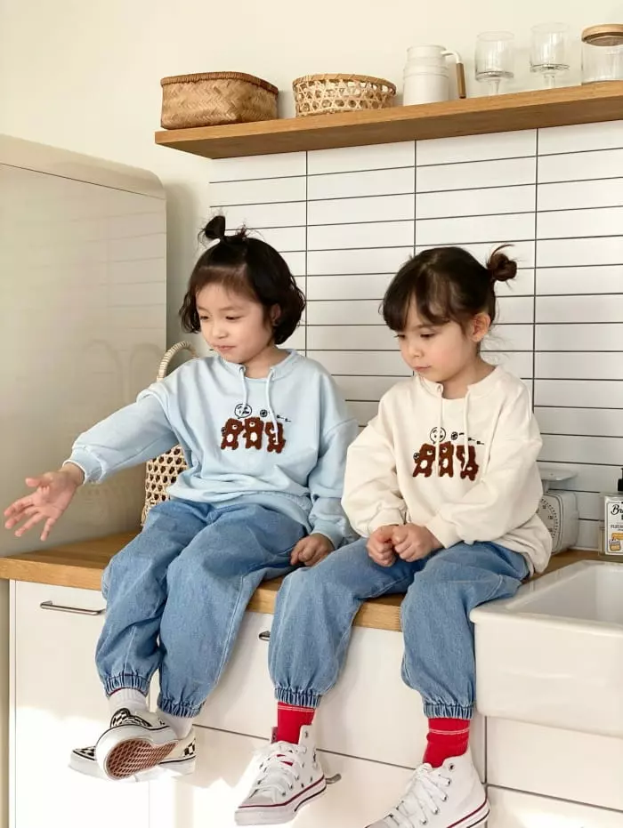 Garden - Korean Children Fashion - #littlefashionista - Bear Embroidery Sweatshirt - 8