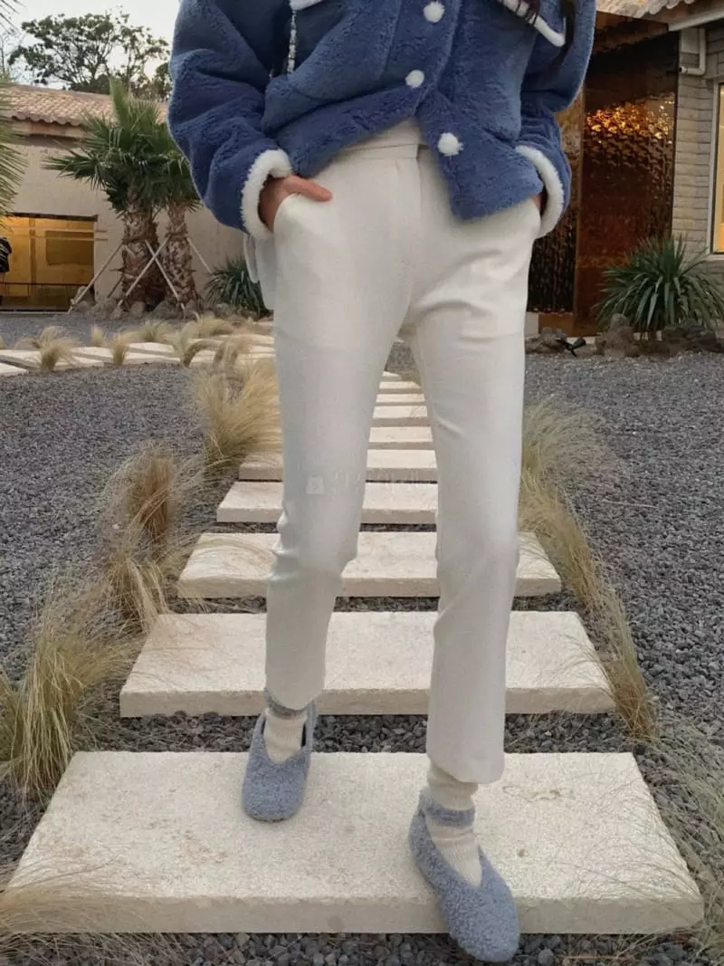 Gentlewoman - Korean Women Fashion - #thelittlethings - Latte Pants - 2