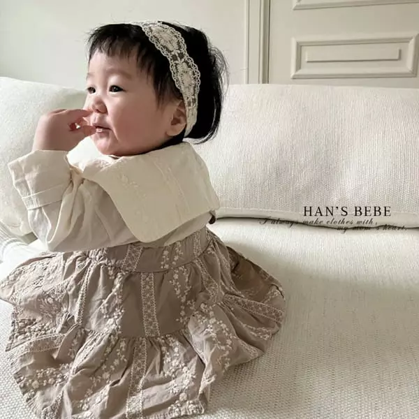 Han's - Korean Baby Fashion - #babyootd - Bebe Square Collar Blouse - 2