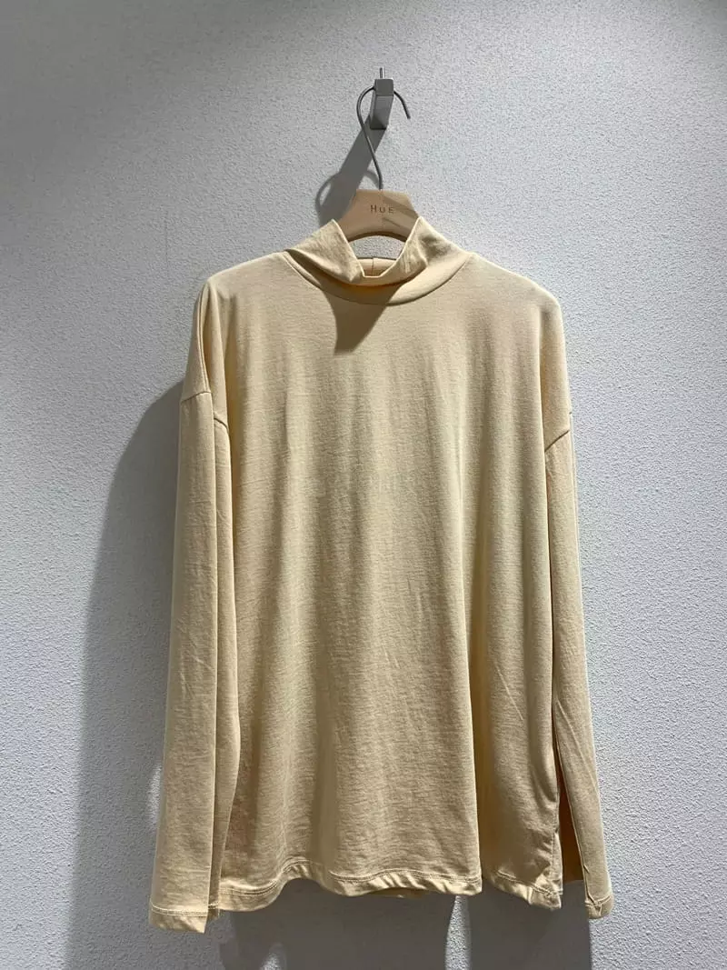 Hue - Korean Women Fashion - #thelittlethings - Low Tee