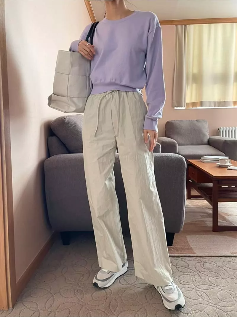 Imagine - Korean Women Fashion - #romanticstyle - Alpha Crop Knit Tee