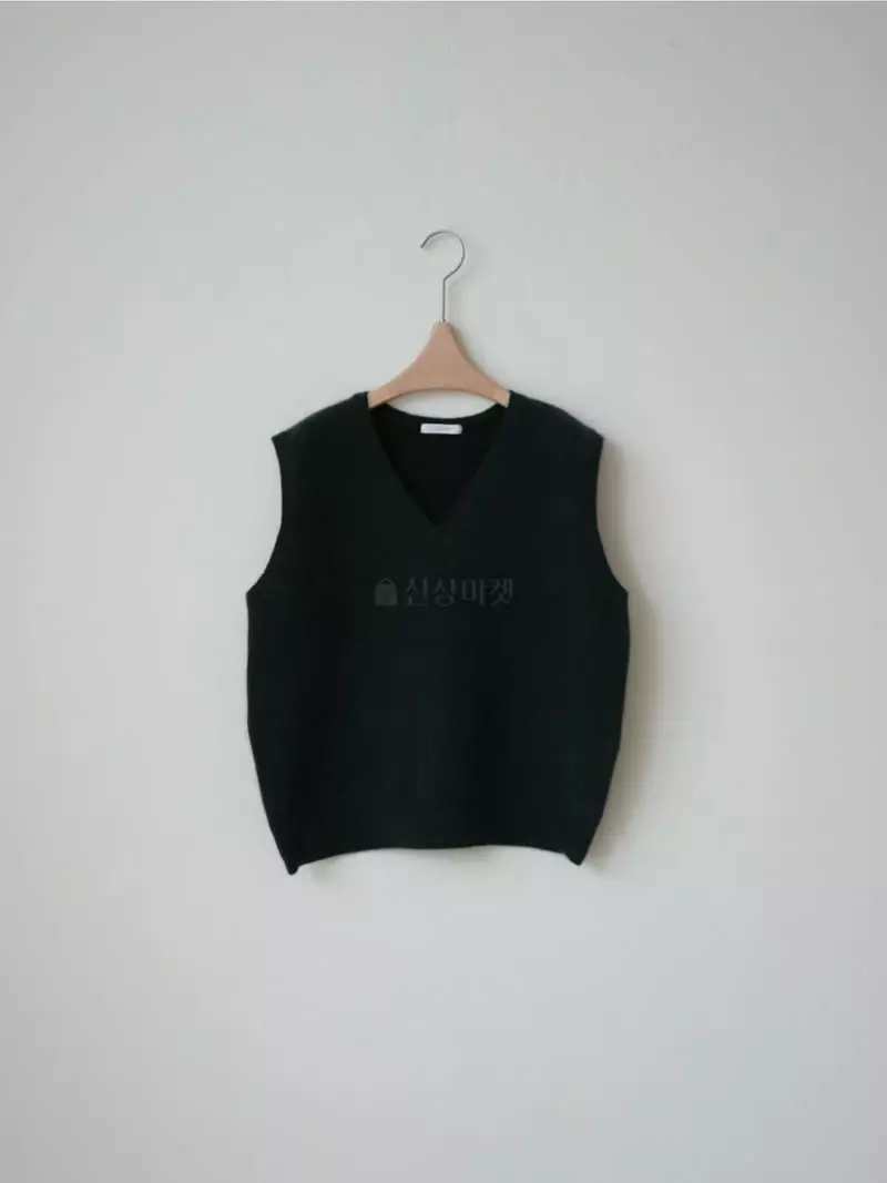 Imagine - Korean Women Fashion - #womensfashion - Raccoon Vest - 2