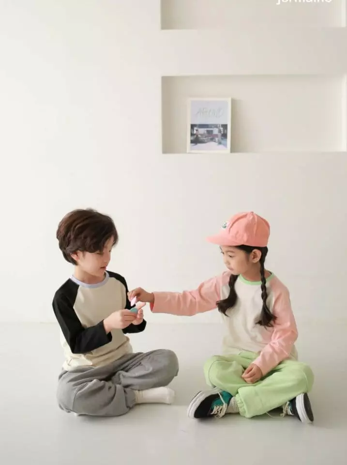 Jermaine - Korean Children Fashion - #designkidswear - Toy Raglan Tee - 4