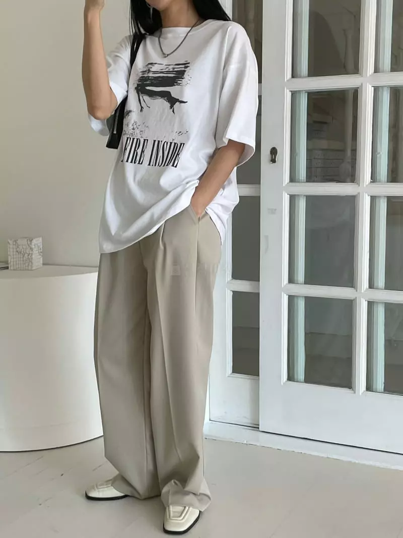 Kare - Korean Women Fashion - #romanticstyle - Vintage Tee - 3