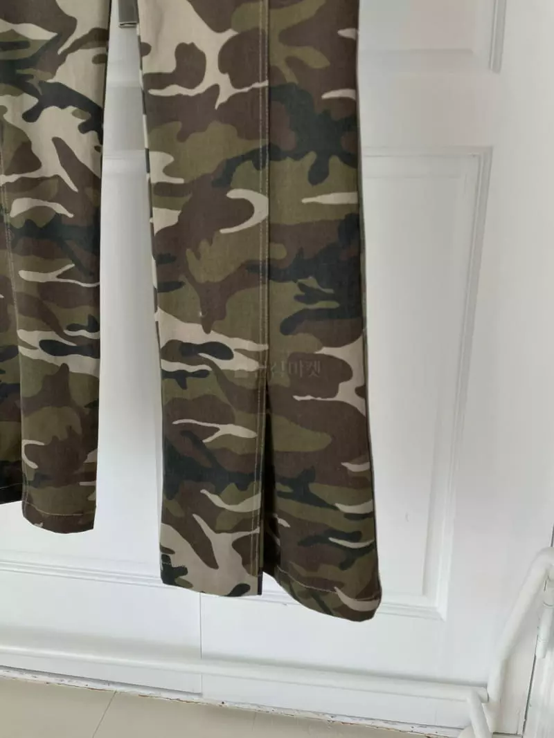 Kare - Korean Women Fashion - #momslook - Camo Pants - 4