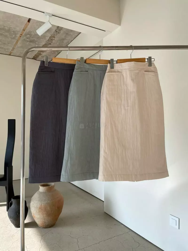 Lavi - Korean Women Fashion - #womensfashion - Tweety Skirt - 4