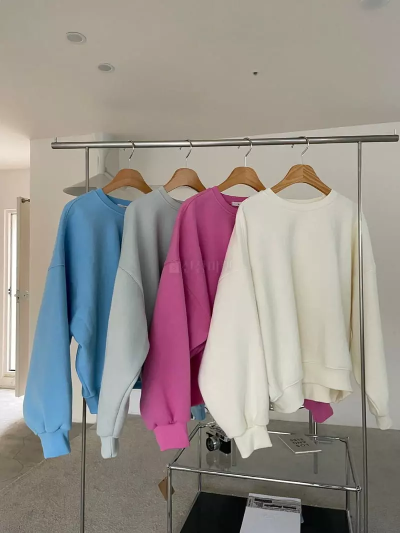 Lavi - Korean Women Fashion - #restrostyle - Maison Sweatshirt - 4