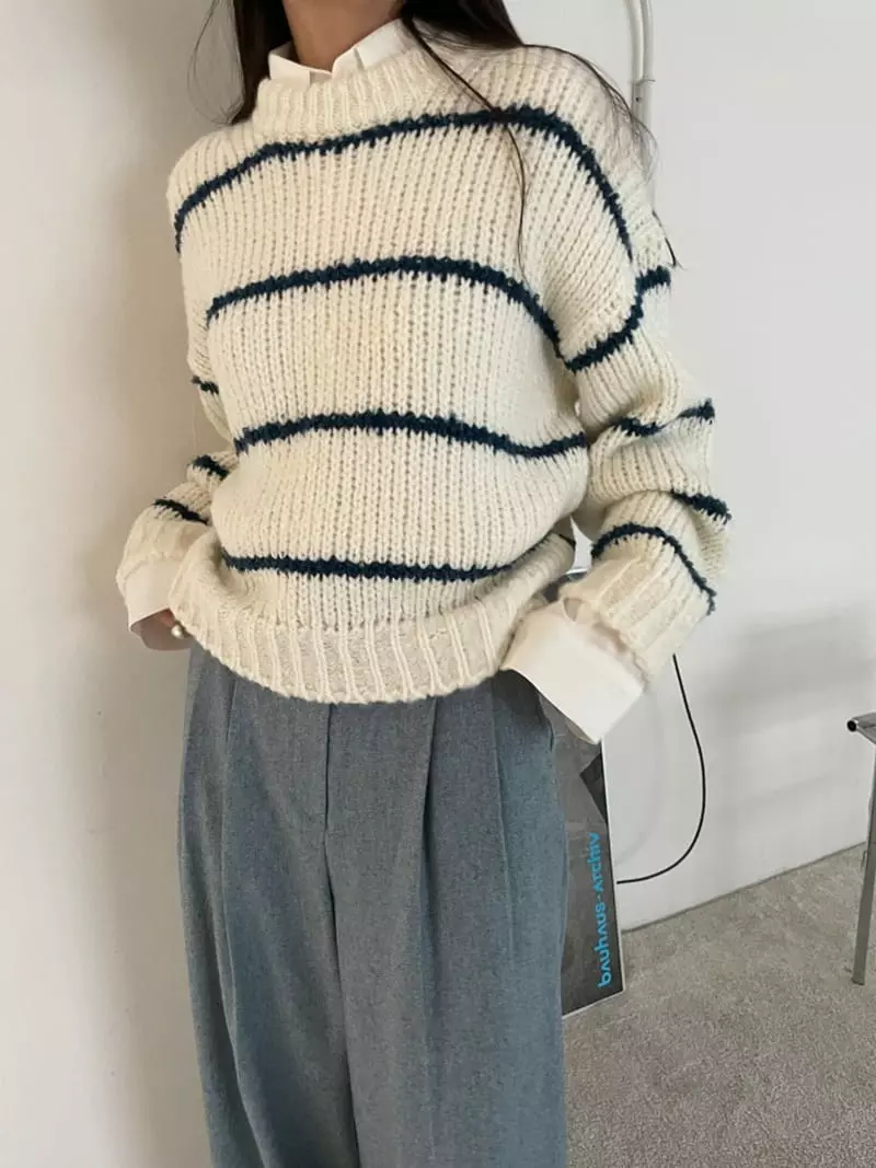 Lavi - Korean Women Fashion - #romanticstyle - Coloring bookle Knit Tee - 4