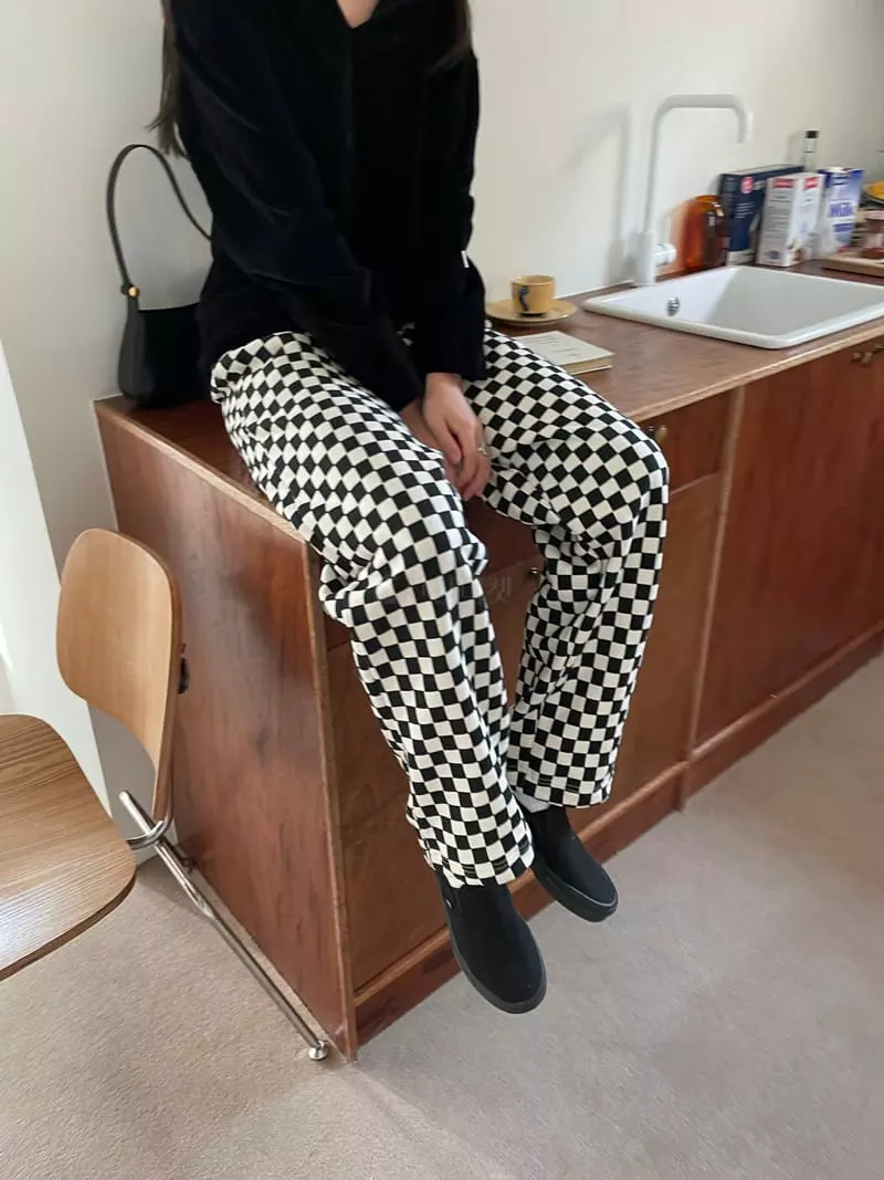 Lavi - Korean Women Fashion - #thelittlethings - Check Pnats - 2