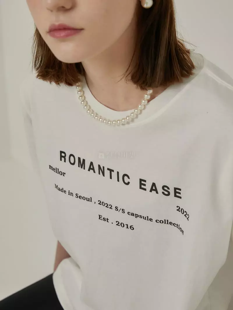 Mellor - Korean Women Fashion - #romanticstyle - Lettering Tee - 3