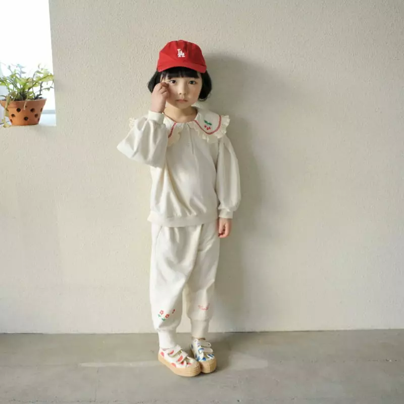 Momo Ann - Korean Children Fashion - #discoveringself - Flower Jogger Pants - 4