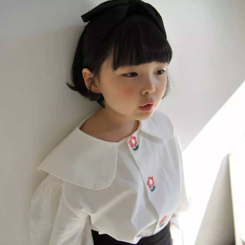 Momo Ann - Korean Children Fashion - #kidsshorts - Flower Blouse - 3