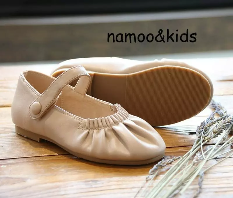 Namoo & Kids - Korean Children Fashion - #designkidswear - Oz Shirring Flat - 5
