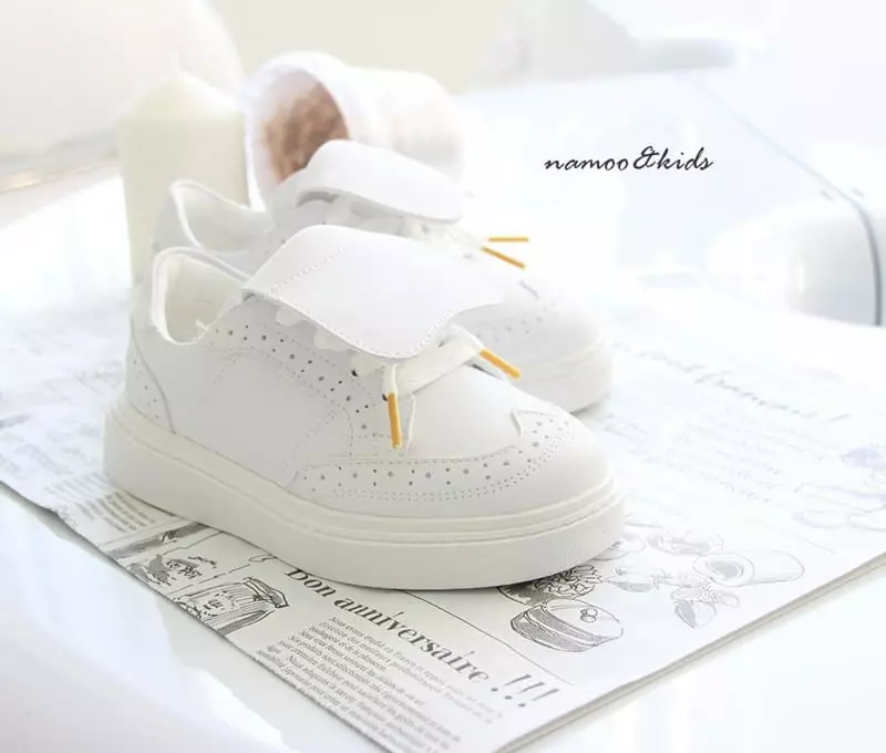 Namoo & Kids - Korean Children Fashion - #littlefashionista - Dounut Drow Sneakers - 2