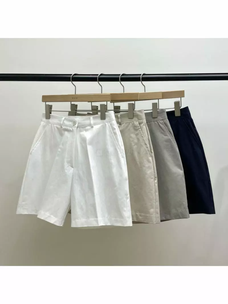 Nan - Korean Women Fashion - #womensfashion - Polo Bermuda Pants - 4