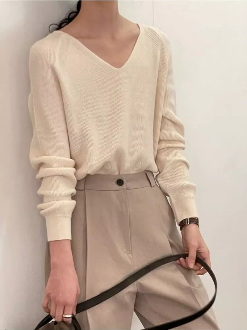 Nan - Korean Women Fashion - #momslook - Nizu V-neck Knit Tee