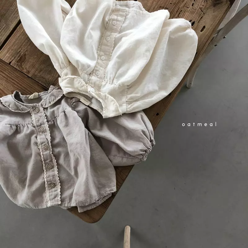 Oatmeal - Korean Children Fashion - #minifashionista - Vins Lace Blouse - 11