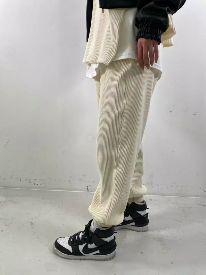 Pb - Korean Women Fashion - #thelittlethings - Belloa Jogger Pants - 2