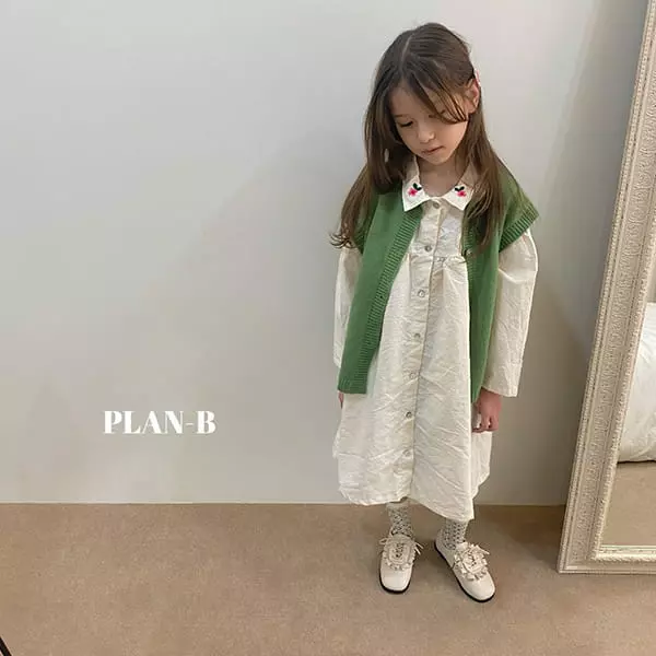 Plan B - Korean Children Fashion - #childofig - Point Collar Flower Embroidery One-piece - 11