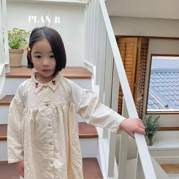 Plan B - Korean Children Fashion - #magicofchildhood - Point Collar Flower Embroidery One-piece - 5