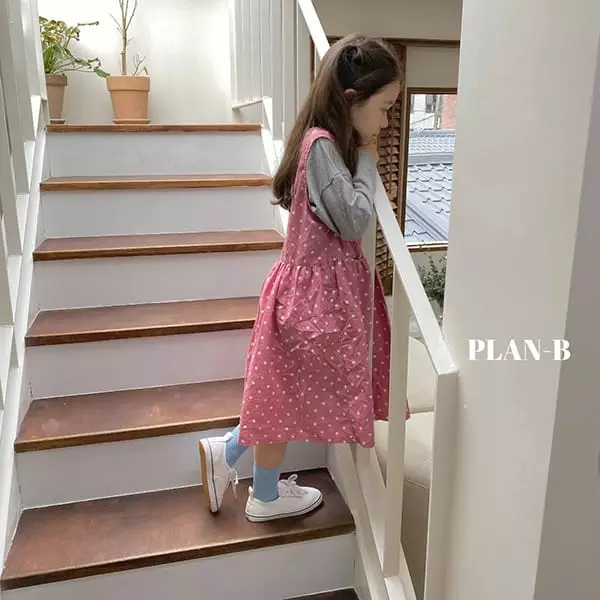 Plan B - Korean Children Fashion - #minifashionista - Dot Pocket Sleeveless One-piece - 2