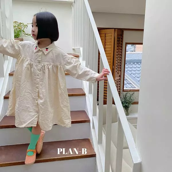 Plan B - Korean Children Fashion - #prettylittlegirls - Point Collar Flower Embroidery One-piece - 7