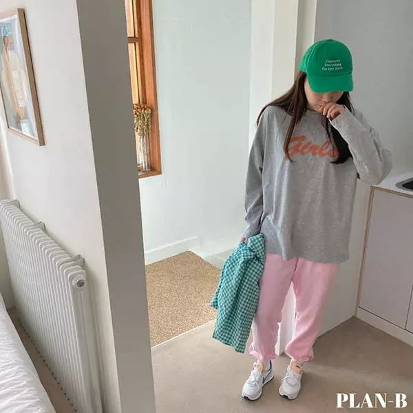 Plan B - Korean Women Fashion - #womensfashion - Mom Girls Paint Tee - 4