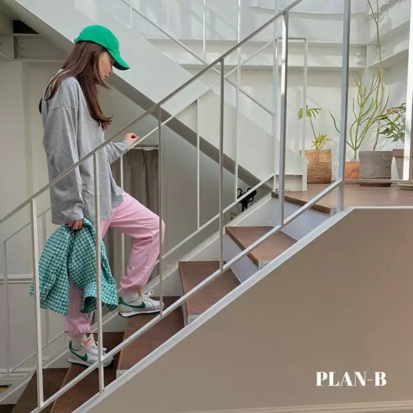 Plan B - Korean Women Fashion - #momslook - Mom Girls Paint Tee - 8