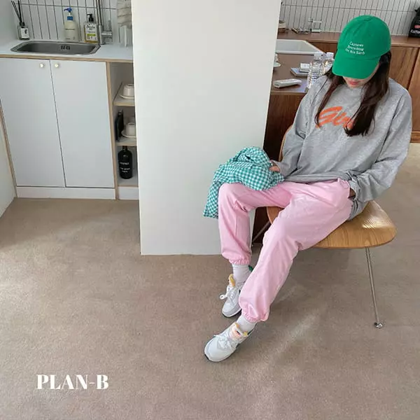 Plan B - Korean Women Fashion - #womensfashion - Mom Girls Paint Tee - 3